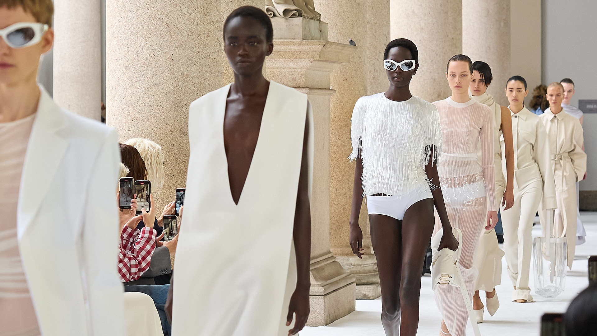 cover video 16_9.jpg - Sportmax